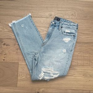 A&F Annie High Rise Girlfriend Jean